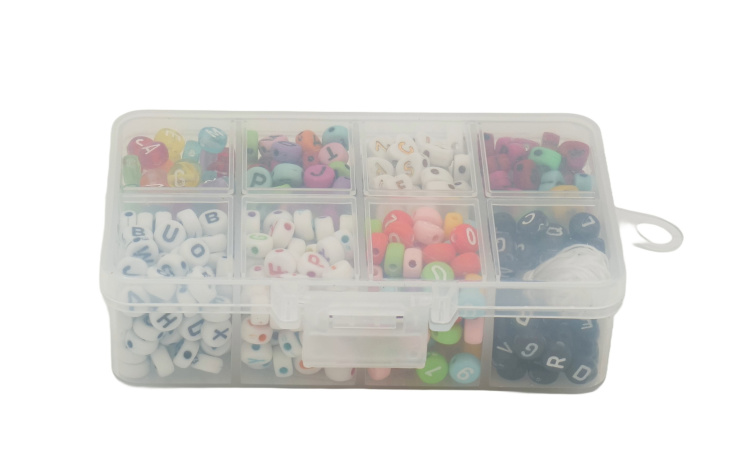 Bokstavperler m/Tråd 8 Varianter