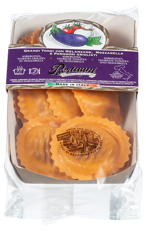 Er ishda bolsa, xotin qoshnisi bilan jinsiy aloqada boladi. Sveta Bukina bilan porno onlayn tomosha qiling